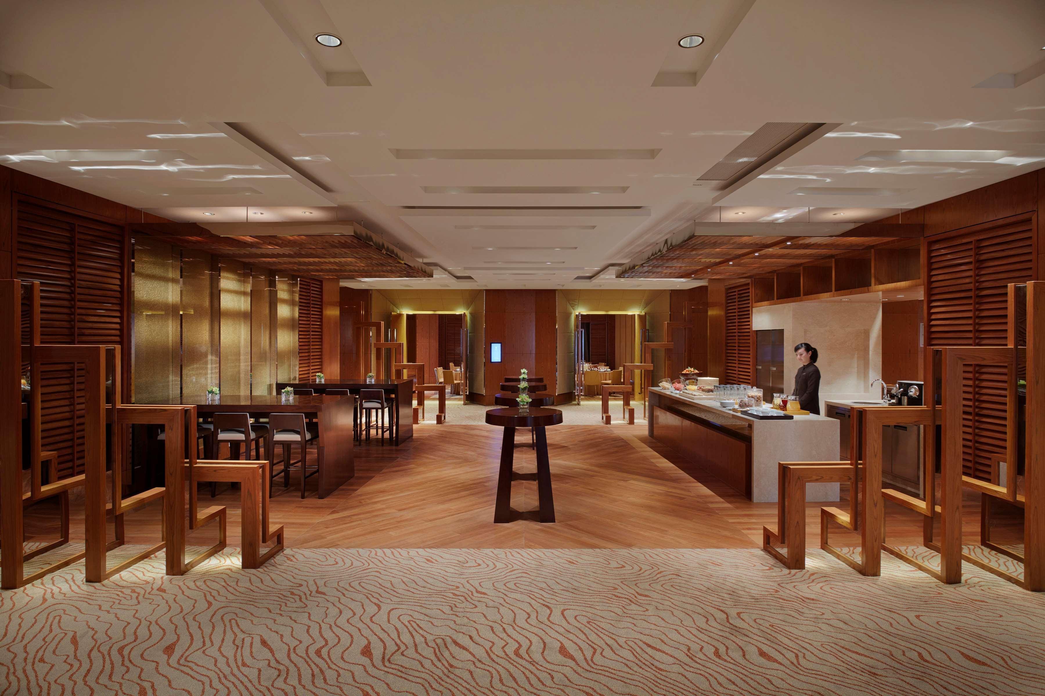 Hyatt Regency Qingdao Hotel Exterior foto